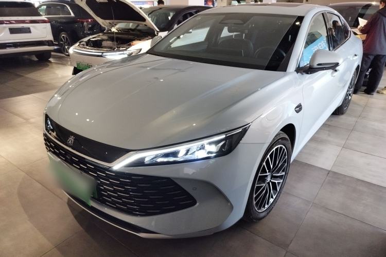 Used BYD Qin L 2025 DM-i Smart Drive 120KM Excellence Model