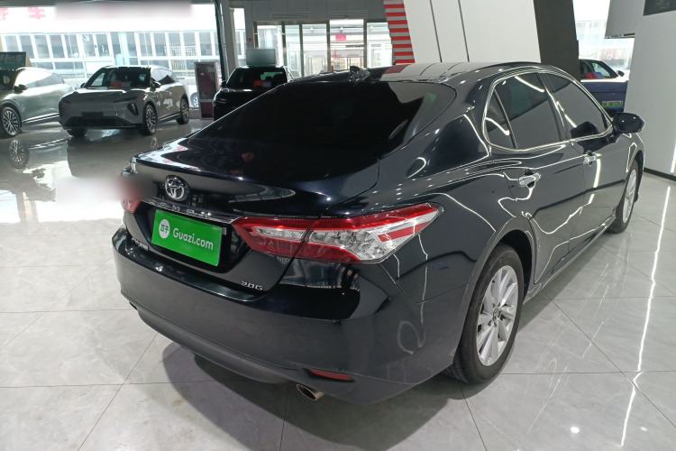 Used Toyota Camry 2021 2.0G Luxury Edition