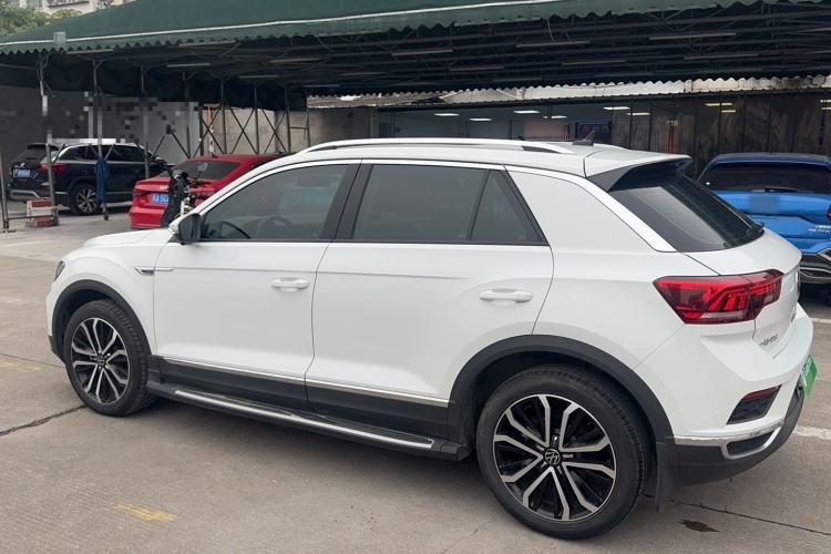 Used Volkswagen T-ROC 2021 280TSI DSG Two-Wheel Drive Comfort Connect Edition