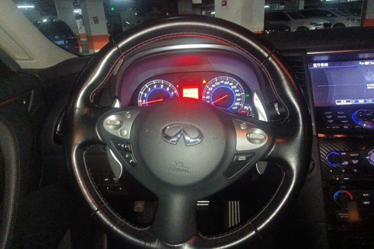 Used Infiniti FX 2011 FX35 Standard Edition Steering Wheel