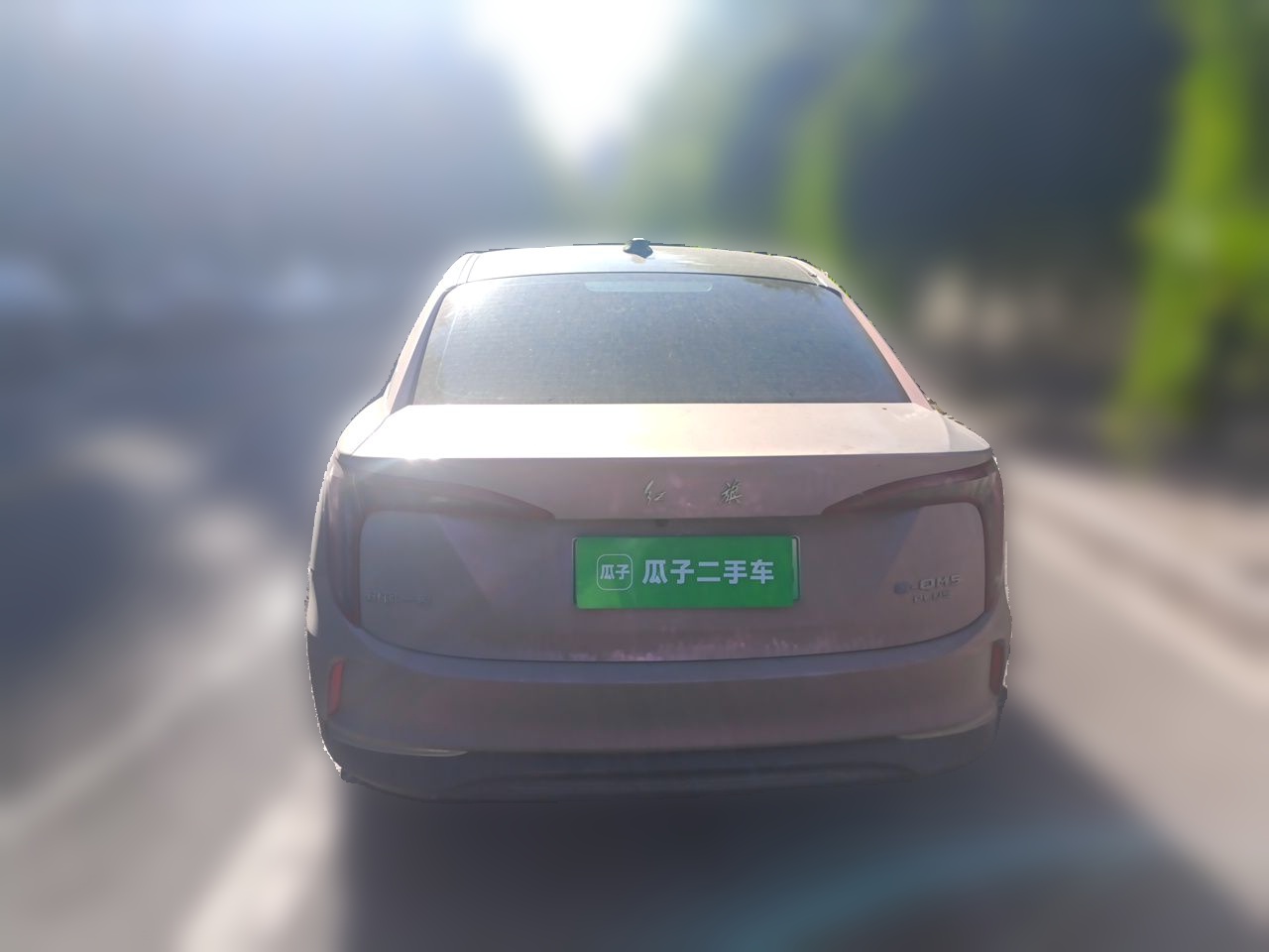 Hongqi E-QM5 2024 610 km PLUS — снимка 5