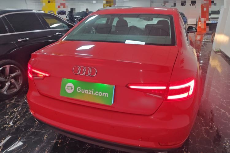 Used Audi A4L 2017 Plus 40 TFSI Ambition Model
