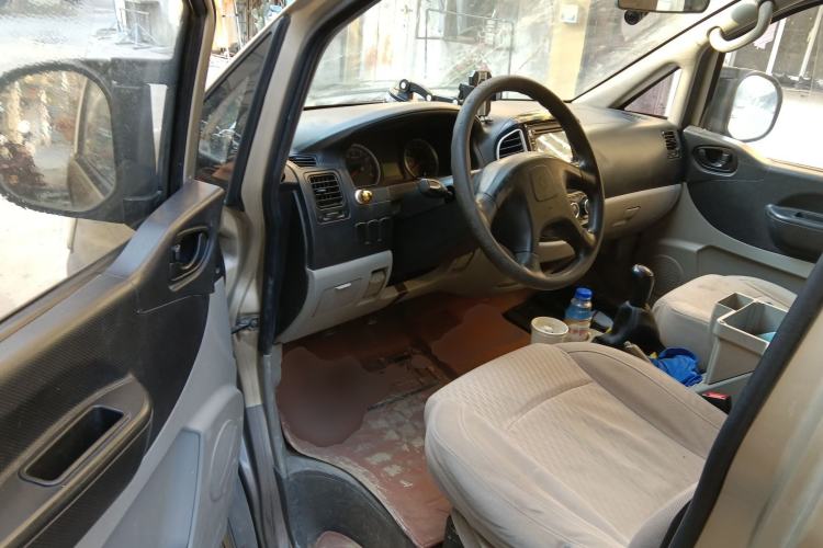 Used FORTHING Lingzhi 2015 M3 1.6L 7-Seater Standard Model
