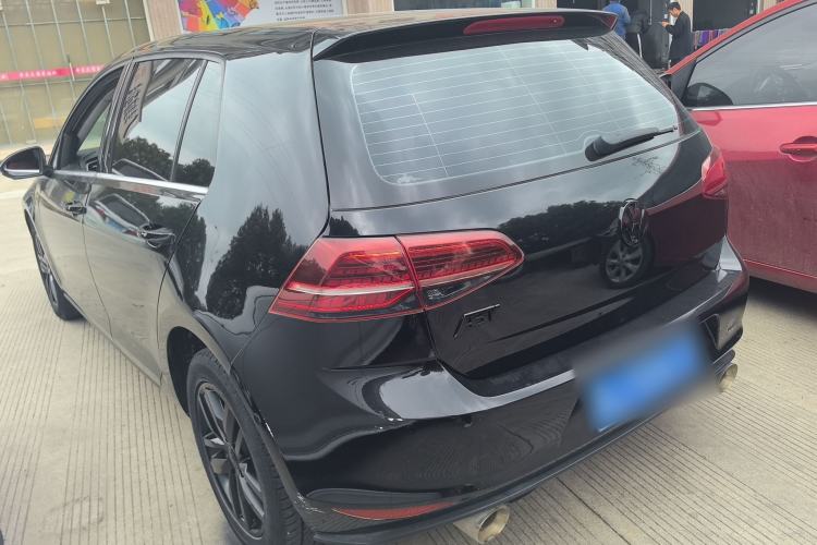 Used Volkswagen Golf 2017 230TSI Automatic Luxury Million-Vehicle Commemorative Edition