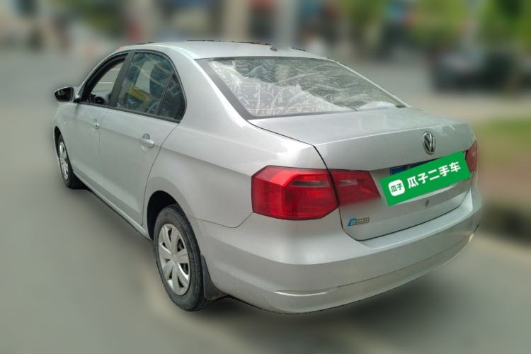 Used Volkswagen Jetta 2013 1.6L Manual Fashion Edition