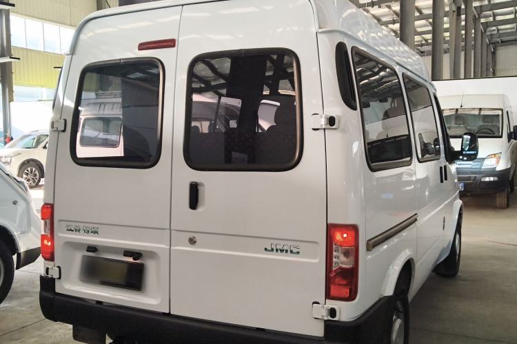 Used JMC Transit 2019 2.8T Commercial Version Short Wheelbase Mid-Roof 6-Seater China VI JX493
