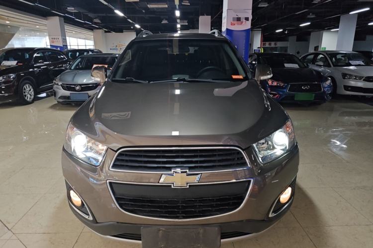 Used Chevrolet Captiva 2015 2.4L 4x4 Flagship Edition 7-Seater