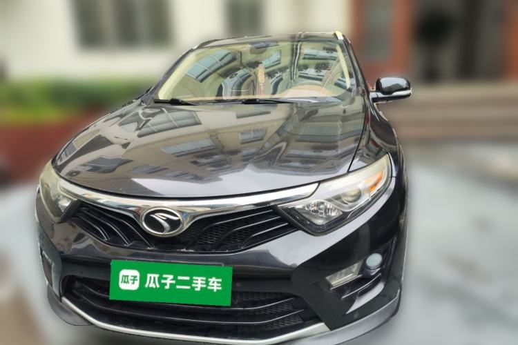 Used Soueast DX7 2015 1.5T Manual Luxury Model Front