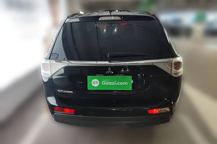 Used Mitsubishi Outlander 2013 2.4L 4x4 Luxury Navigation Edition 5 Seats