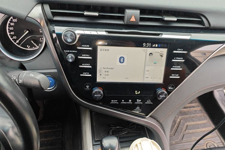 Used Toyota Camry 2018 Dual-Engine 2.5 HG Luxury Edition Audio And AC Panel