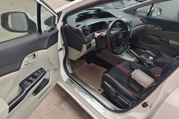 Used Honda Civic 2014 1.8L automatic comfort version Driver Seat