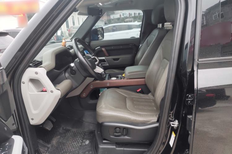 Used Land Rover Defender 2022 110 P400 Dark Edition
