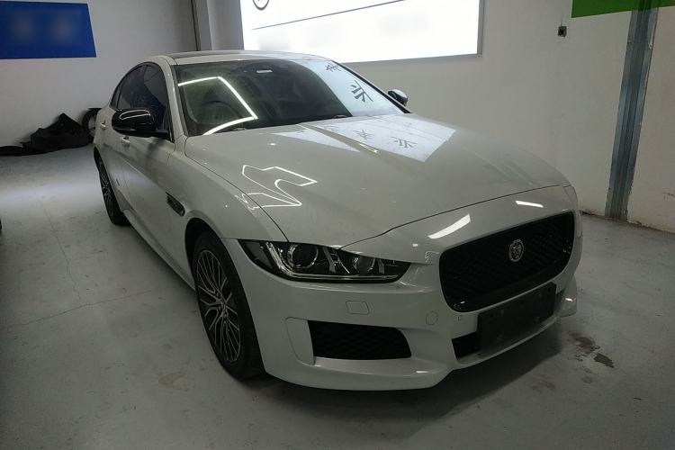 Used Jaguar XE 2018 2.0T 300 PS All-Wheel-Drive R-Sport Sport Edition
