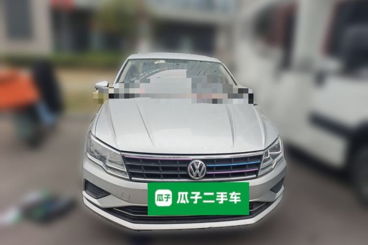 Used Volkswagen Jetta 2017 1.4L Manual Fashion Edition