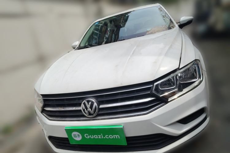 Used Volkswagen Bora 2016 1.6L Manual Fashion Edition Front