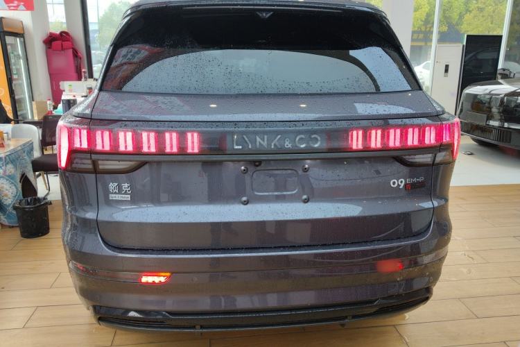 Used Lynk & Co 09 EM-P 2023 2.0TD EM-P Long-Range Version PM 7-Seater Rear