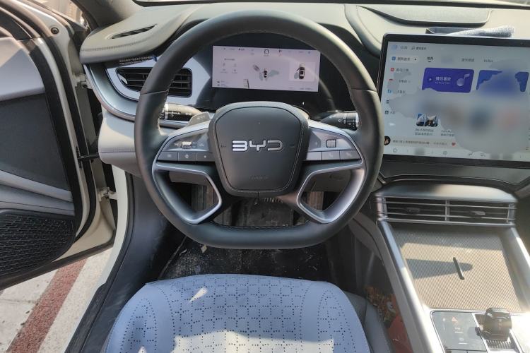 Used BYD Seal 07 DM-i 2025 Intelligent Driving Version DM-i 1.5L 125km Elite Edition Steering Wheel