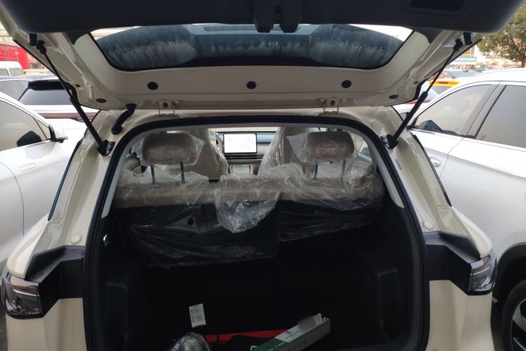 Used Wuling Bingo S 2025 Model 430km Deluxe Edition