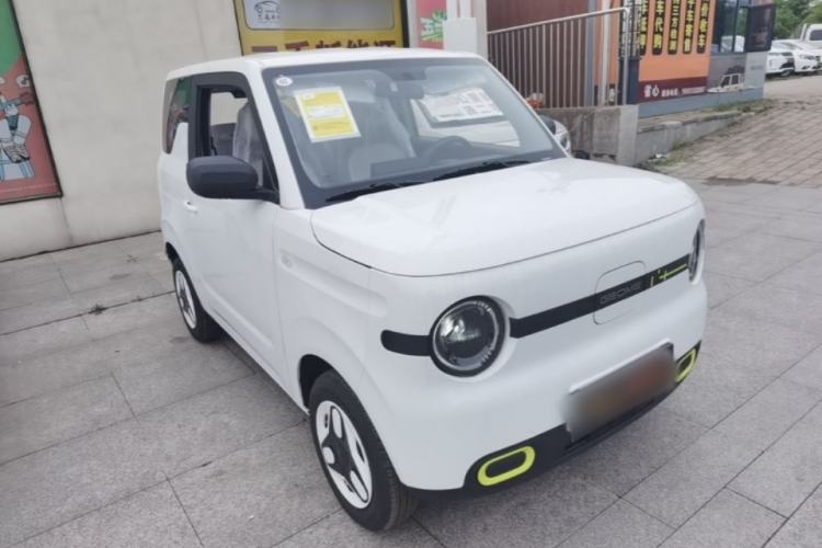 Used Geely Galaxy Panda 2025 210 km – Yuanqi Bear Front Right 45 Deg