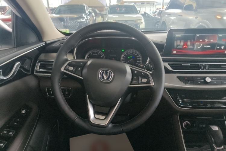 Used CHANGAN Raeton CC 2019 1.5T Automatic Haoya Edition Guangmang Model China VI Standard Steering Wheel