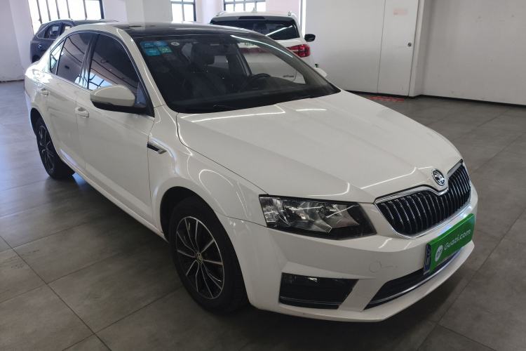 Used Skoda Octavia 2017 TSI280 DSG Smart Drive Edition
