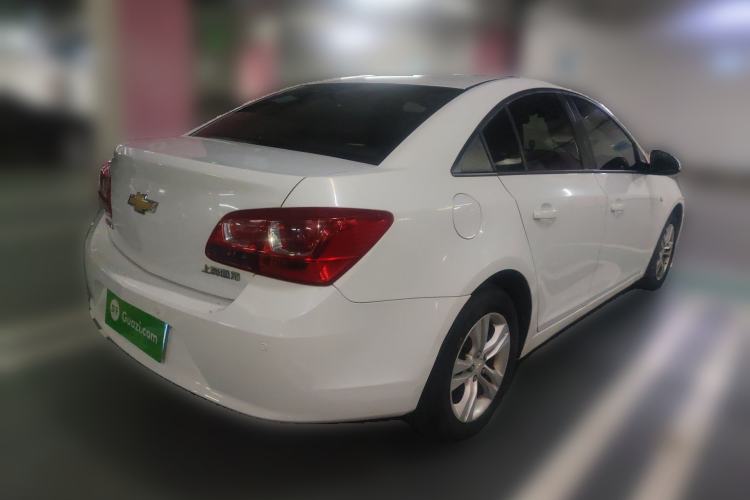 Used Chevrolet Cruze 2015 1.5L Classic SE MT Rear Right 45 Deg