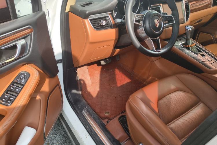 Used Zotye SR9 2017 2.0T Automatic Ultimate Light Edition
