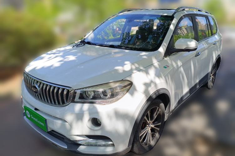 Used SWM X7 2016 1.8L Manual Luxury Edition 7 Seats