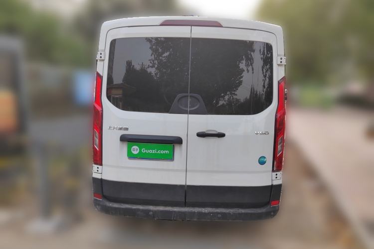 Used SAIC MAXUS Xintu V90 2020 2.0T Manual Yunjie Version Front-Wheel Drive with Single Rear Tire Short Wheelbase Mid-Height Design 6-Seater
