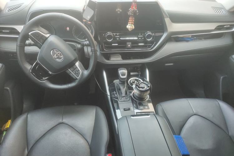 Used Toyota Highlander 2022 Dual-Engine 2.5L Four-Wheel Drive Prestige Version 7 Seats
