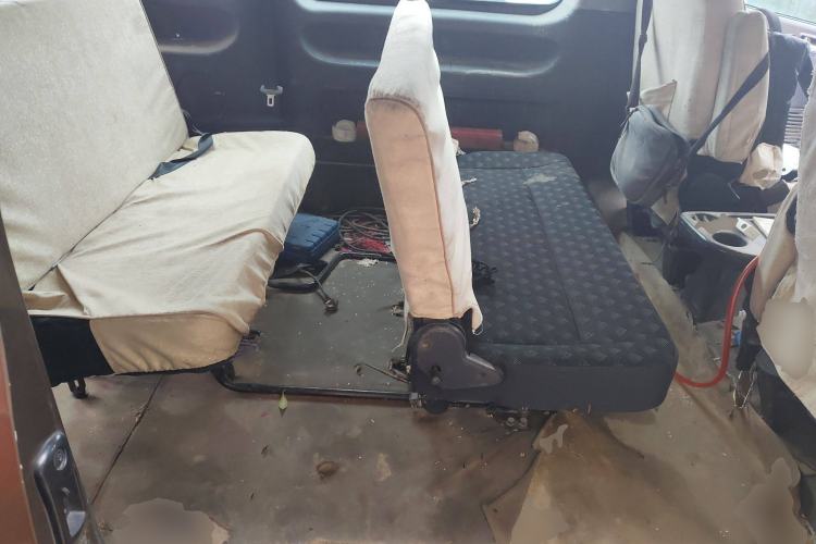 Used Foton MP-X E 2014 2.0L Wealth Express Classic Edition Basic Configuration with 4Gi-VVT