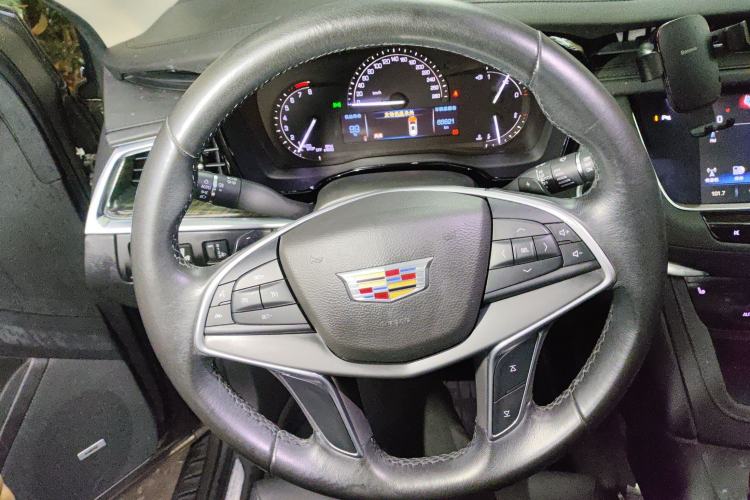 Used Cadillac XT5 2016 25T Luxury Model
