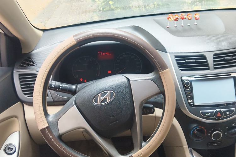 Used Hyundai Verna (older generation) 2014 1.4L Automatic Smart GLS