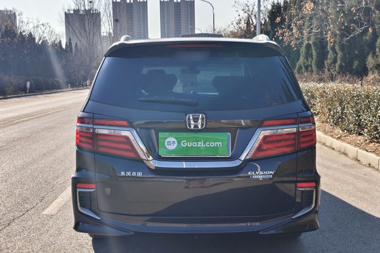 Used Honda Elysion 2019 2.0L Hybrid Luxury Edition

