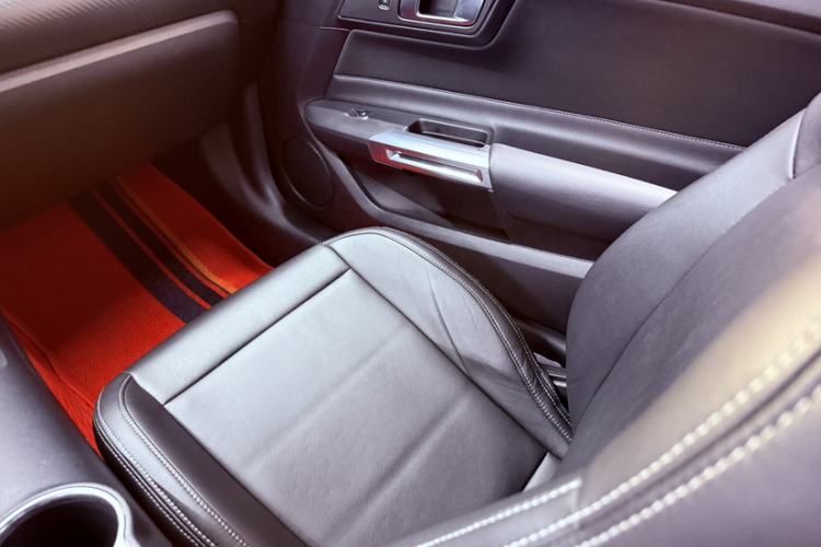 Used Ford Mustang 2018 2.3T Automatic Hardtop Standard Trim U.S. Specification