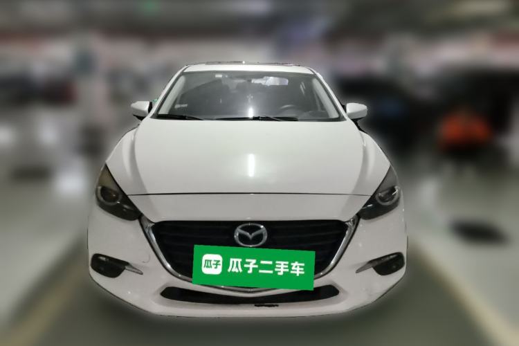 Used Mazda Mazda 3 Axela 2017 Sedan 1.5L Automatic Luxury Model China VI Standard