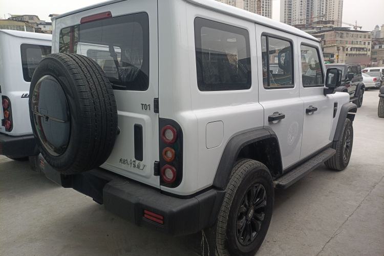 Used 212 T01 2024 2.0T Explorer
