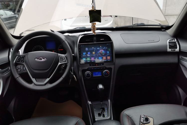 Used Chery Tiggo 3 2015 1.6L CVT ZhiShang Commemorative Edition
