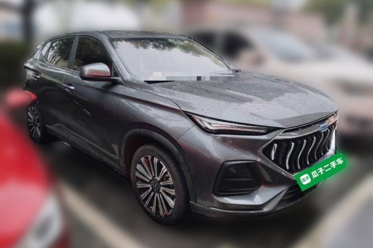 Used CHANGAN OSHAN X5 2023 Enjoy Edition 1.5T DCT Luxury Model Front Right 45 Deg