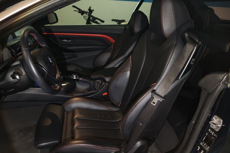 Used BMW 4 Series 2014 420i Convertible Sports Design Package Left Front Seat