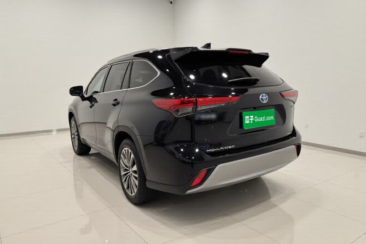Used Toyota Highlander 2022 Dual-Engine 2.5L Four-Wheel Drive Prestige Version 7 Seats Exterior 3