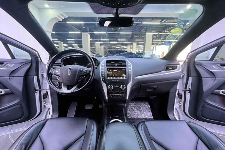 Used Lincoln MKC 2017 2.0T Two-Wheel Drive Deluxe Edition