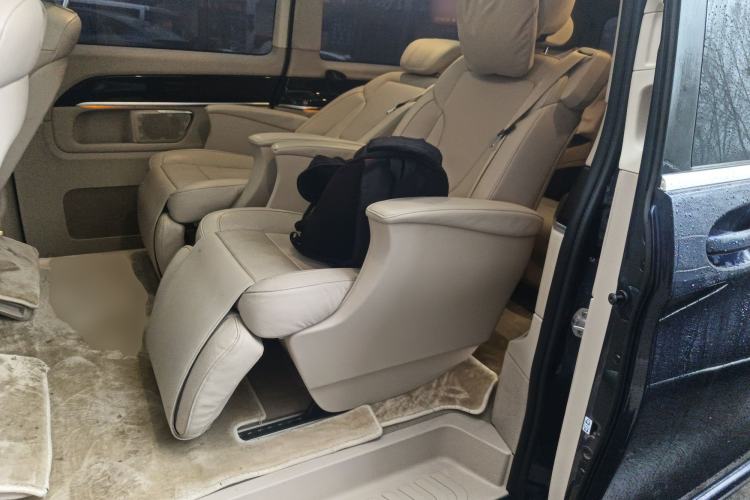 Used Mercedes-Benz V-Class 2017 V 260 L Prestige Extended Edition