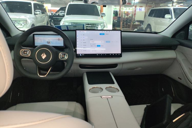 Used Baojun Enjoy 2025 Plug-in Hybrid 140km Luxury Edition Center Console