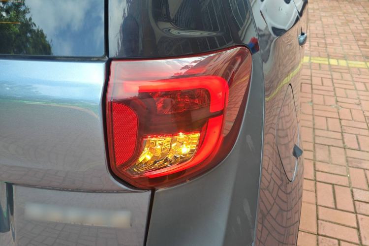 Used Chery New Energy Little Ant 2022 Sweet Pink Edition Low-Sugar Version 30kW 301km Range
