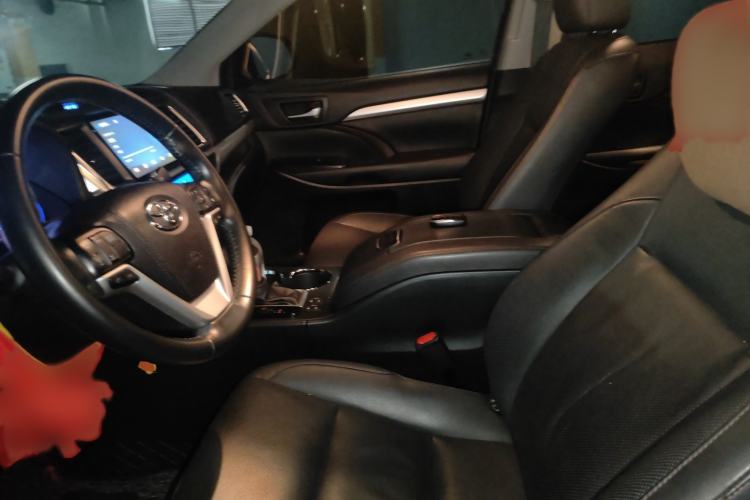 Used Toyota Highlander 2018 2.0T Four-Wheel Drive Prestige Version 7 Seats China V Emission Standard