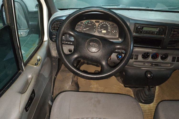 Used Ford Classic Transit 2015 2.8T Diesel Multi-Function Vehicle Short Wheelbase 6-Seater Mid-Roof Edition JX493ZLQ4