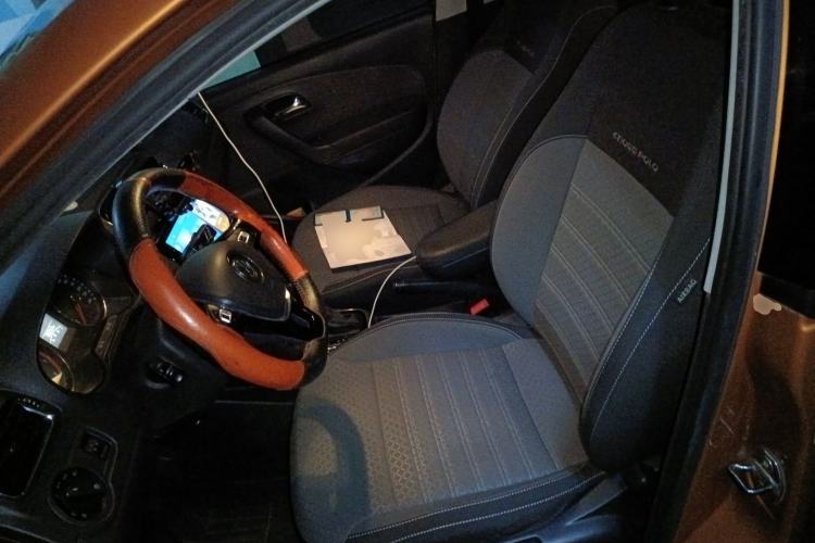 Used Volkswagen Polo 2016 1.6L Cross Polo Automatic
