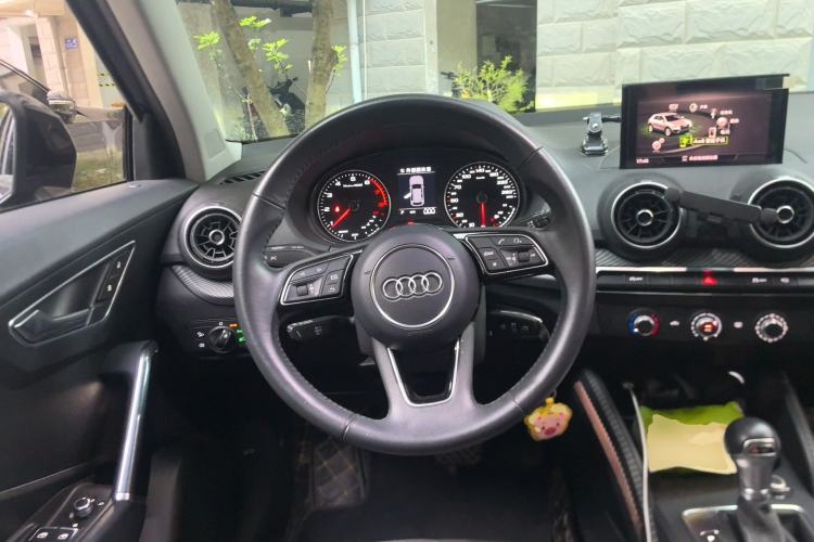 Used Audi Q2L 2018 35 TFSI Launch Exclusive Edition China VI Steering Wheel