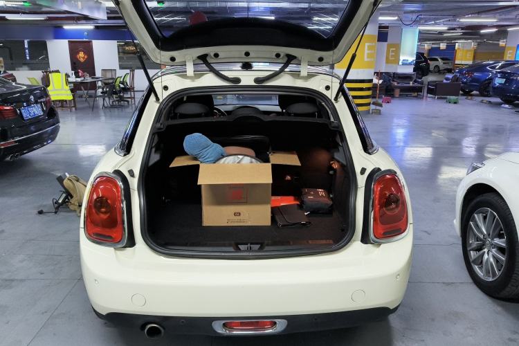 Used MINI MINI 2016 1.5T COOPER Five-Door Edition